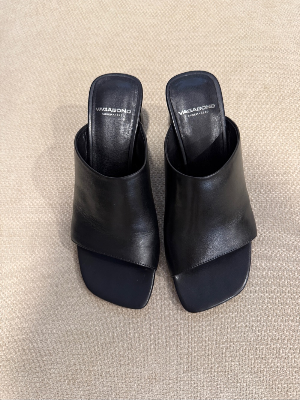 Vagabond Black Leather Slip-On Mule Heels
